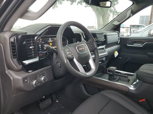 New 2026 GMC Sierra 1500 SLT w/ SLT Premium Package RWD image 21
