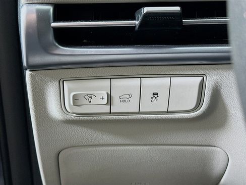 Used 2025 Hyundai Tucson SEL FWD image 16