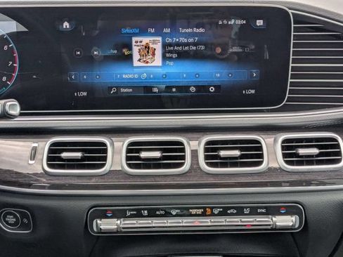 Used 2022 Mercedes-Benz GLS 450 4MATIC image 19