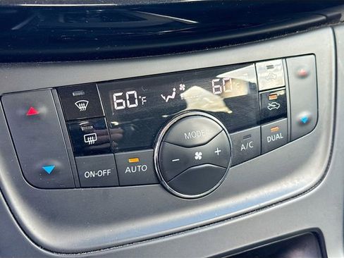 Used 2019 Nissan Sentra SV image 9