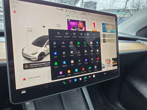 Used 2022 Tesla Model Y Performance image 30
