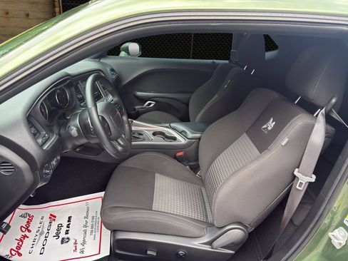 Used 2021 Dodge Challenger R/T Scat Pack RWD image 4