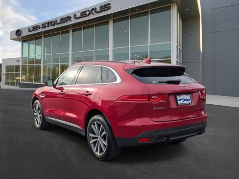 Used 2019 Jaguar F-PACE Prestige image 5
