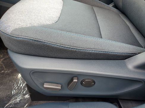 New 2025 Ford Maverick XLT w/ XLT Luxury Package image 10