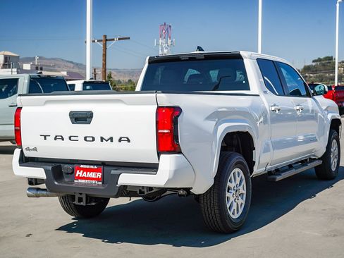 New 2025 Toyota Tacoma SR5 image 18