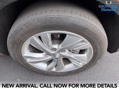 Used 2025 Buick Encore GX Preferred AWD/4WD image 7