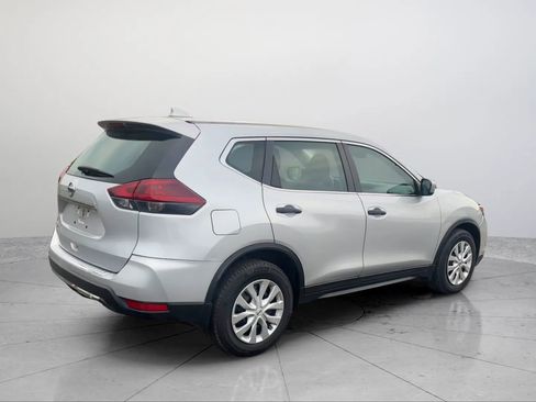Used 2020 Nissan Rogue S image 5