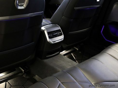 Certified 2023 BMW 760i xDrive image 14