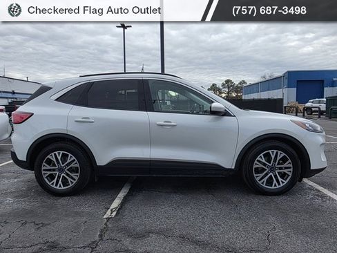 Used 2021 Ford Escape SEL w/ Technology Package image 9