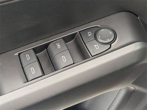 Used 2024 Chevrolet Colorado LT w/ LT Convenience Package image 12