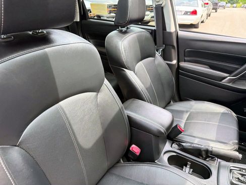 Used 2018 Subaru Forester 2.0XT Touring AWD/4WD image 11