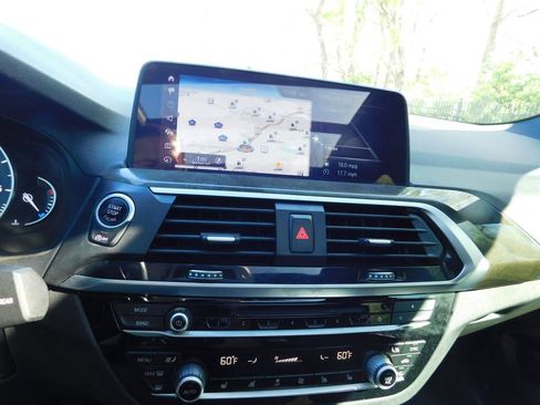 Used 2018 BMW X3 xDrive30i w/ Premium Package image 10