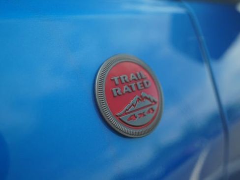 New 2025 Jeep Compass Trailhawk w/ Sun & Sound Group image 37