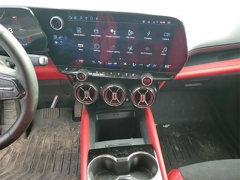 Used 2024 Chevrolet Blazer EV RS image 17