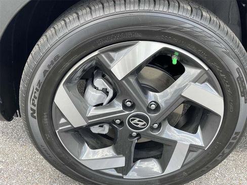 New 2026 Hyundai Venue SEL image 24