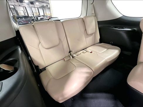 Used 2019 Nissan Armada Platinum w/ Captain's Chairs Package RWD image 34