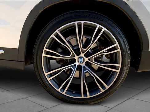 Used 2022 BMW X3 xDrive30i w/ Premium Package 2 image 9