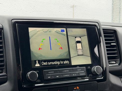 Used 2022 Nissan Frontier Pro-X image 17