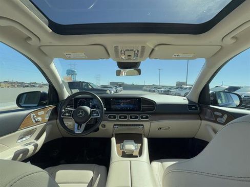 Used 2022 Mercedes-Benz GLE 350 image 11