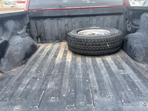 Used 2014 Ford F150 XLT image 4