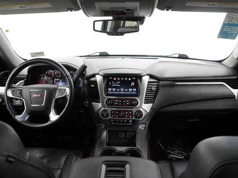Used 2016 GMC Yukon SLT w/ Open Road Package AWD/4WD image 14