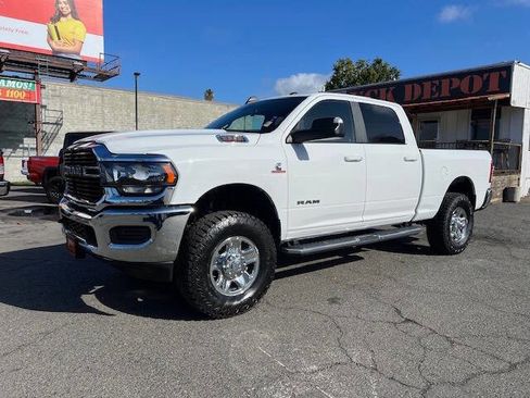 Used 2022 RAM 2500 Big Horn image 2