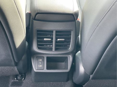 Used 2024 Kia Seltos S AWD/4WD image 16