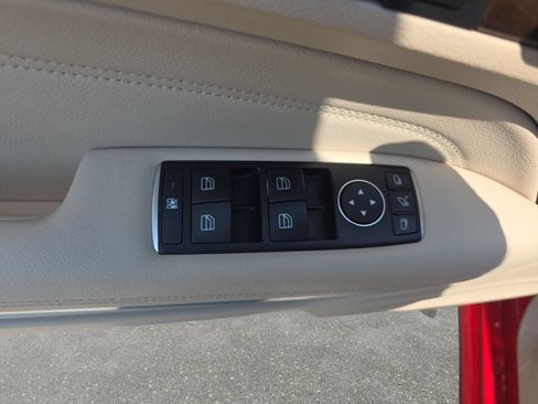 Used 2017 Mercedes-Benz E 400 4MATIC Coupe image 26