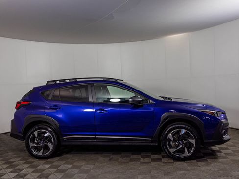 Used 2024 Subaru Crosstrek 2.5i Limited w/ Crosstrek Mirror Package AWD/4WD image 14