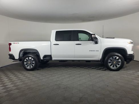 New 2026 Chevrolet Silverado 2500 Custom w/ Custom Value Package image 3