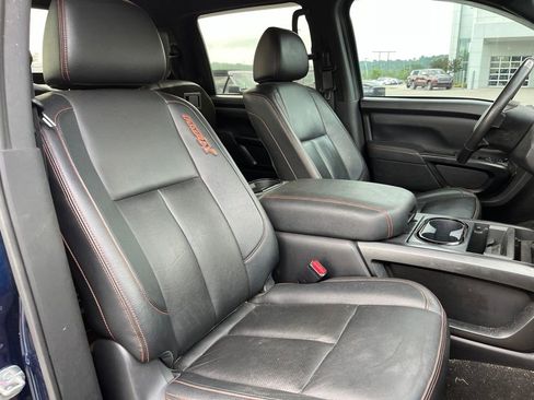 Used 2024 Nissan Titan PRO-4X w/ Pro-4x Convenience Package AWD/4WD image 9