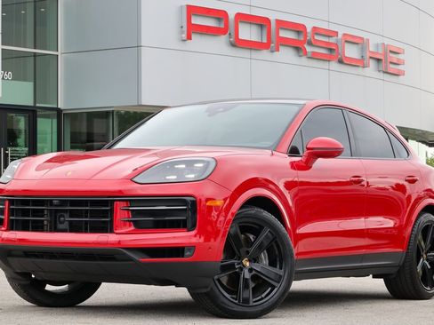 Certified 2024 Porsche Cayenne Coupe AWD/4WD image 6