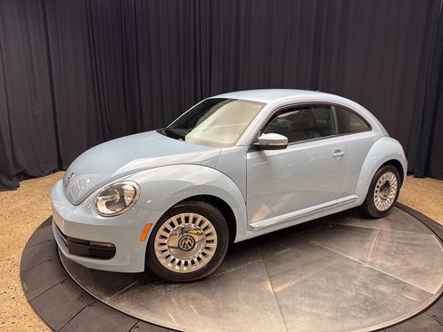 Used 2014 Volkswagen Beetle 1.8T image 3
