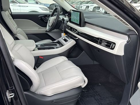 New 2025 Lincoln Aviator Reserve w/ Equipment Group 201A AWD/4WD image 7