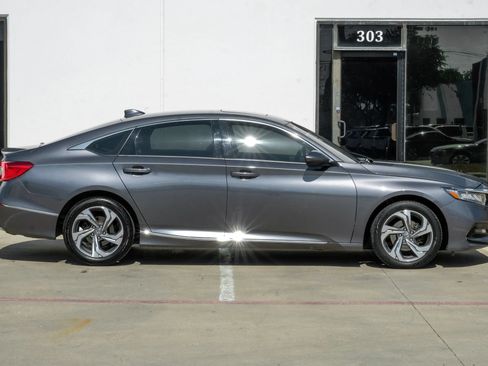 Used 2018 Honda Accord EX-L image 10