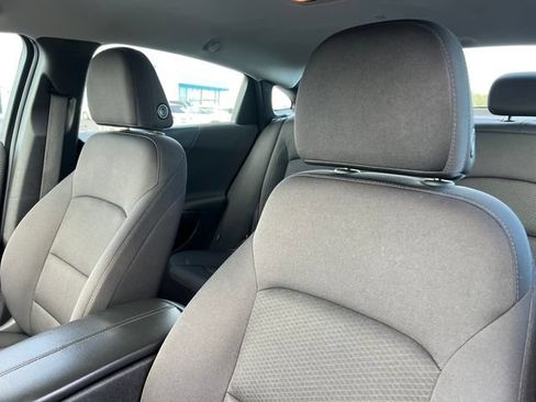 Used 2023 Chevrolet Malibu LT FWD image 12