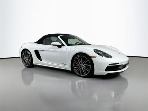 Certified 2025 Porsche 718 Boxster GTS image 9