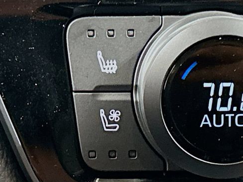 New 2026 Toyota Grand Highlander FWD image 18