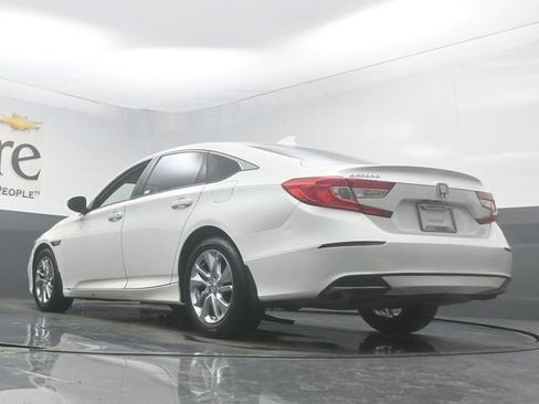 Used 2018 Honda Accord LX image 5