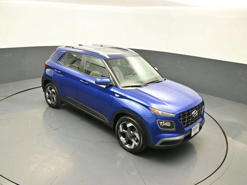 Certified 2023 Hyundai Venue SEL w/ Cargo Package FWD image 36