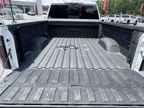 Used 2024 GMC Sierra 2500 AT4 w/ AT4 Premium Plus Package AWD/4WD image 11