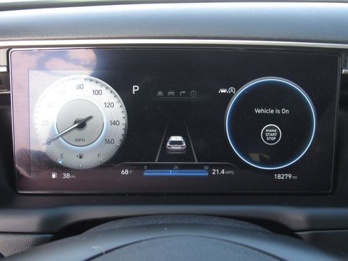 Used 2023 Hyundai Tucson Limited w/ Cargo Package image 30