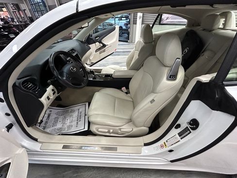 Used 2010 Lexus IS 250C image 44