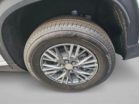 New 2026 Chevrolet Traverse LT w/ Driver Confidence Package FWD image 6