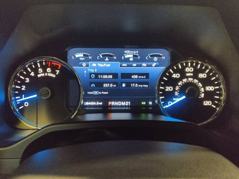 Used 2016 Ford F150 Lariat w/ Equipment Group 502A Luxury RWD image 23