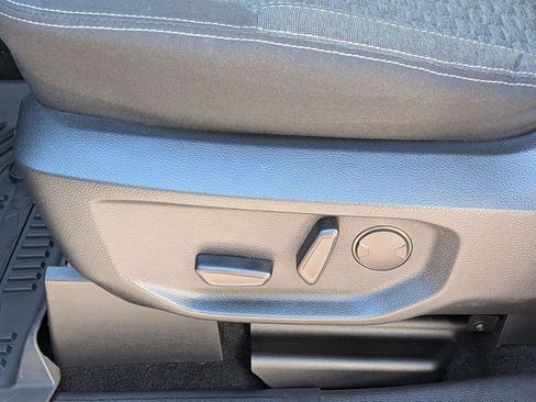 Used 2024 Ford Ranger XLT w/ FX4 Off-Road Package image 16