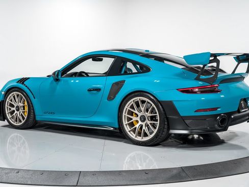 Used 2018 Porsche 911 GT2 RS w/ Weissach Package RWD image 5