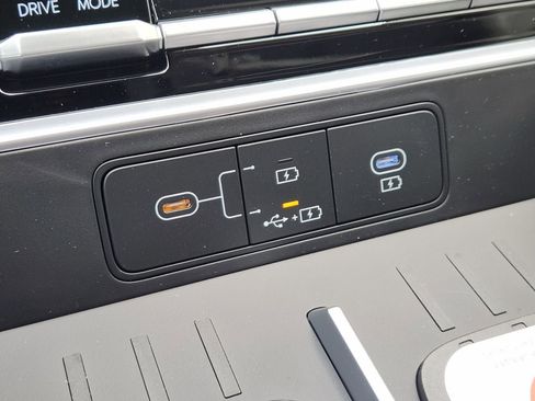 New 2026 Hyundai Santa Fe SE FWD image 17