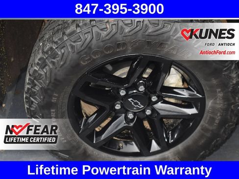 Used 2024 Chevrolet Silverado 1500 LT Trail Boss w/ Convenience Package II AWD/4WD image 14