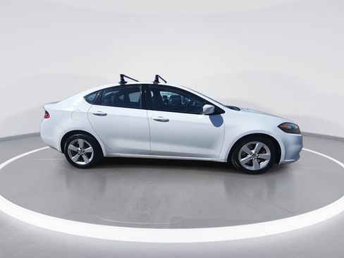Used 2015 Dodge Dart SXT FWD image 9